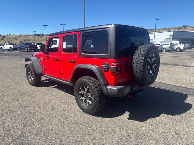 Used 2025 Jeep Wrangler Unlimited Rubicon AWD/4WD image 3