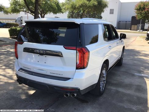 Used 2023 GMC Yukon Denali Ultimate AWD/4WD image 5