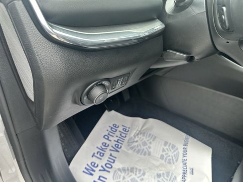 Used 2023 Jeep Compass Limited image 30