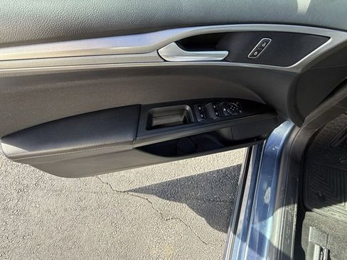 Certified 2019 Ford Fusion SE image 20