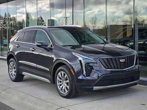 Certified 2022 Cadillac XT4 Premium Luxury w/ Technology Package image 7