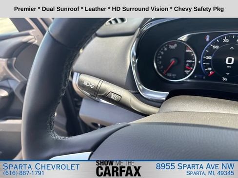 Used 2023 Chevrolet Traverse Premier AWD/4WD image 18