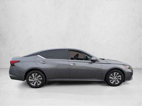 Used 2023 Nissan Altima 2.5 S image 4