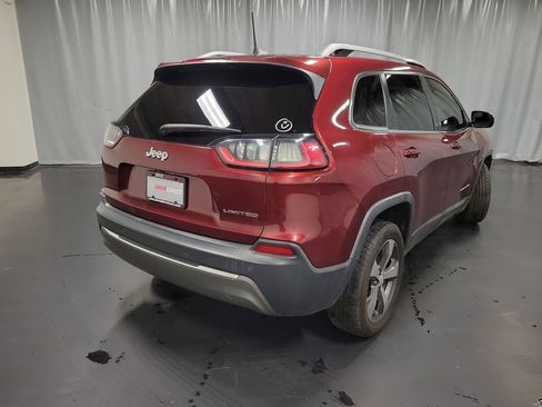 Used 2019 Jeep Cherokee Limited FWD image 9