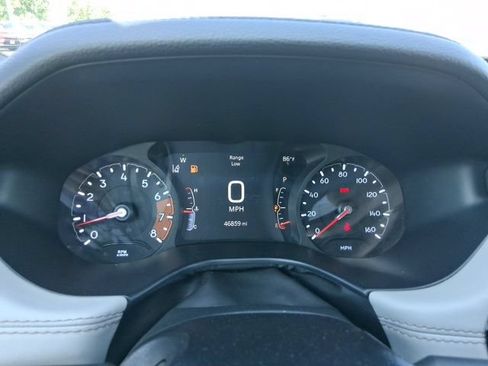 Used 2025 Jeep Compass Limited AWD/4WD image 21