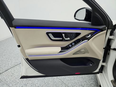 Used 2023 Mercedes-Benz S 500 4MATIC image 14