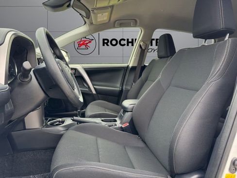 Used 2018 Toyota RAV4 LE w/ Protection Package AWD/4WD image 10