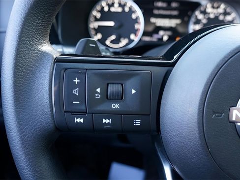 Used 2022 Nissan Pathfinder S image 20