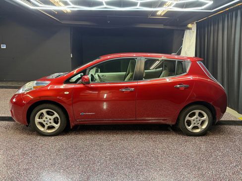Used 2012 Nissan Leaf SL image 2