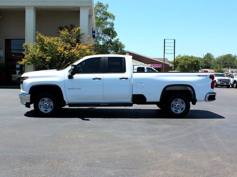 Used 2022 Chevrolet Silverado 2500 W/T w/ WT Safety Package image 9