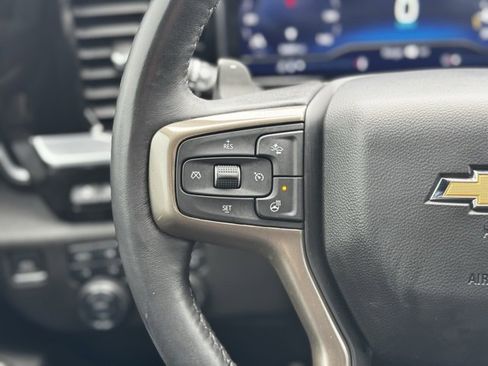 Certified 2022 Chevrolet Silverado 1500 High Country w/ Technology Package image 26