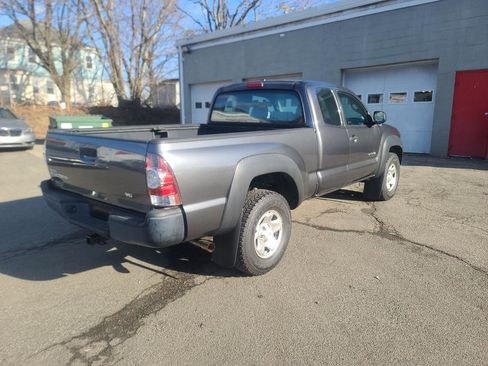 Used 2010 Toyota Tacoma 4x4 Access Cab V6 image 7