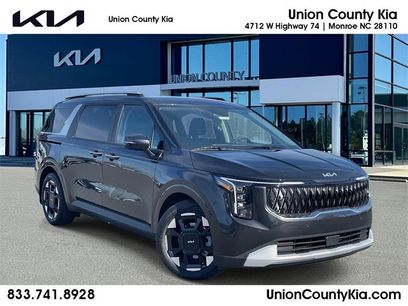 New 2026 Kia Carnival EX