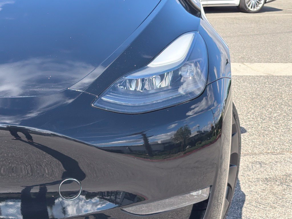 Used 2023 Tesla Model Y Performance AWD/4WD image 13