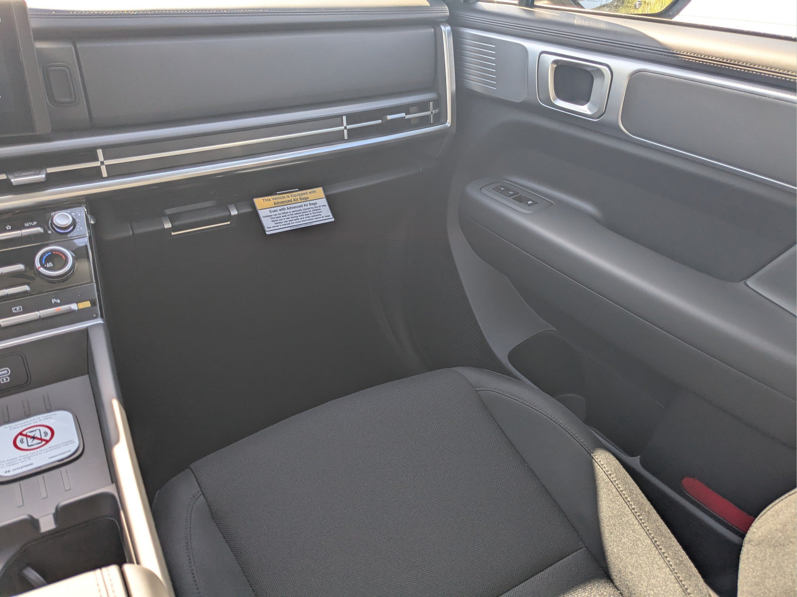 New 2027 Hyundai Santa Fe SE FWD image 19