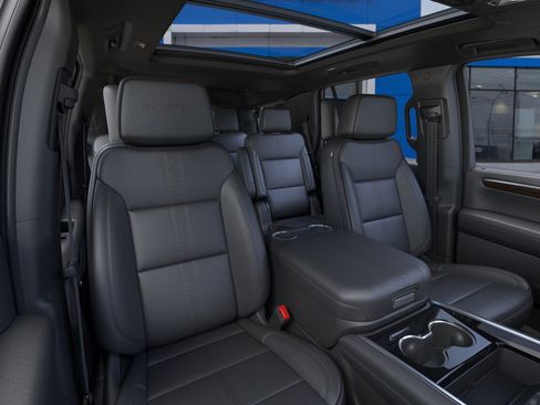 New 2026 Chevrolet Tahoe High Country AWD/4WD image 16