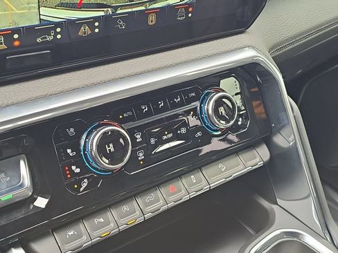 New 2026 GMC Sierra 1500 Denali AWD/4WD image 16
