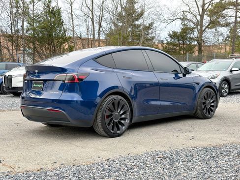 Used 2021 Tesla Model Y Performance image 3
