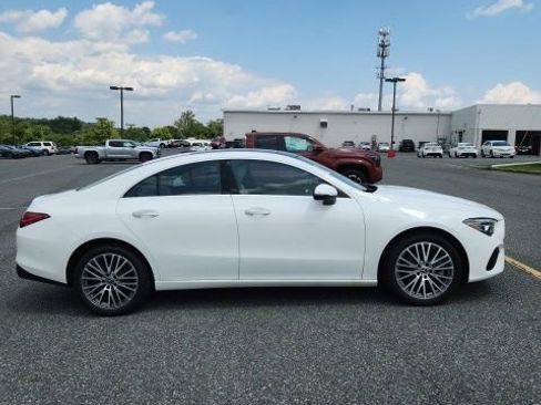 Used 2025 Mercedes-Benz CLA 250 4MATIC image 8
