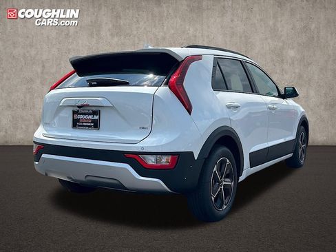 New 2025 Kia Niro EX image 4