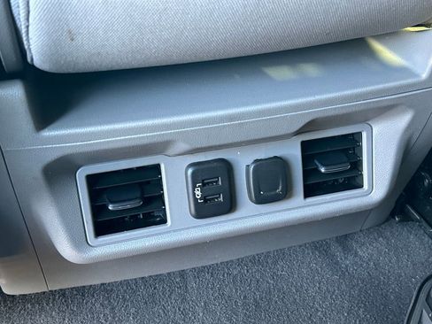 Used 2020 Chevrolet Silverado 1500 LT w/ Texas Edition image 19