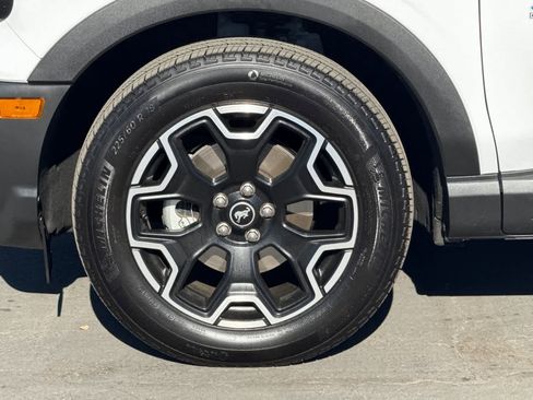 Used 2025 Ford Bronco Sport Outer Banks w/ Outer Banks Tech Package+ image 33