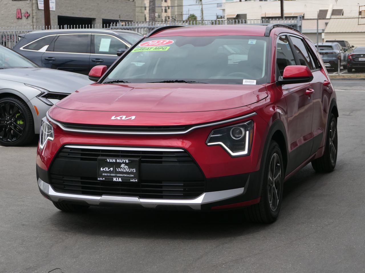 Used 2023 Kia Niro LX FWD image 7