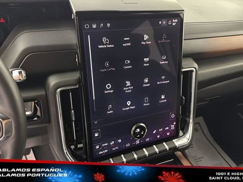 Used 2025 GMC Yukon Denali AWD/4WD image 19