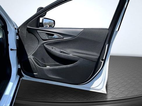 Used 2024 Chevrolet Malibu LT image 27