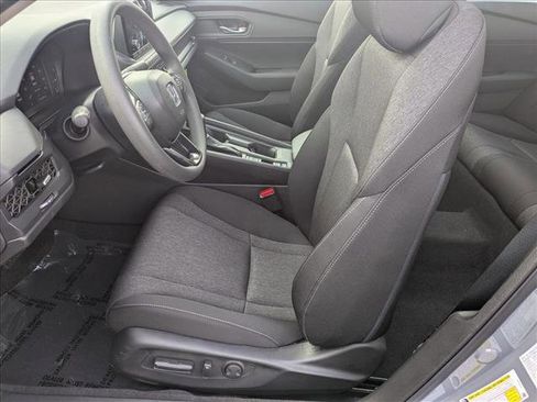 Used 2025 Honda Accord SE image 16
