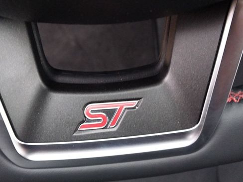 New 2026 Ford Explorer ST w/ Sun And Sound Package image 11