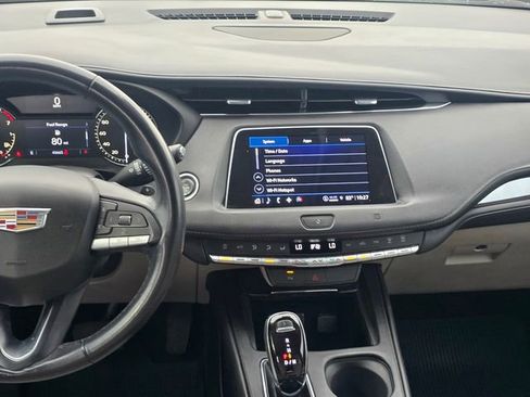 Used 2021 Cadillac XT4 Luxury FWD image 18