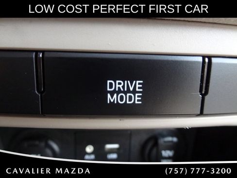 Used 2022 Hyundai Accent Limited FWD image 30