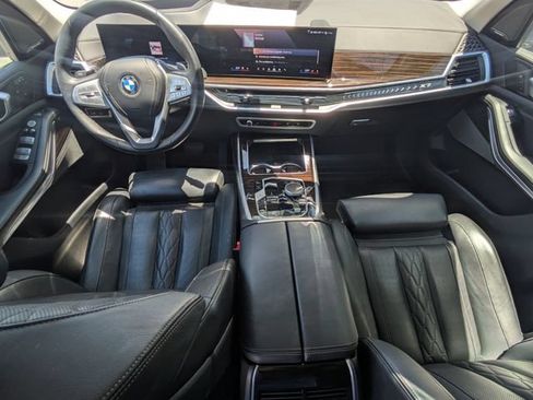 Used 2026 BMW X7 xDrive40i AWD/4WD image 15