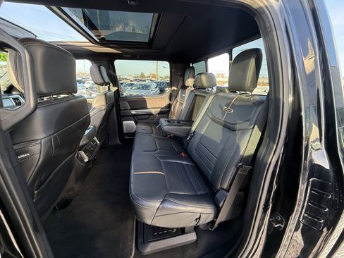 Used 2024 Ford F250 Platinum image 33