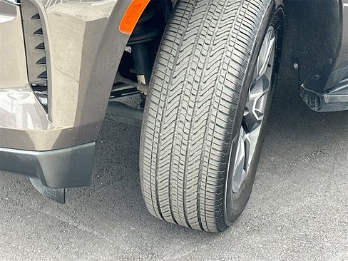 Used 2021 Chevrolet Tahoe LT image 25