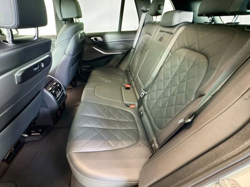 Used 2025 BMW X5 xDrive40i image 23