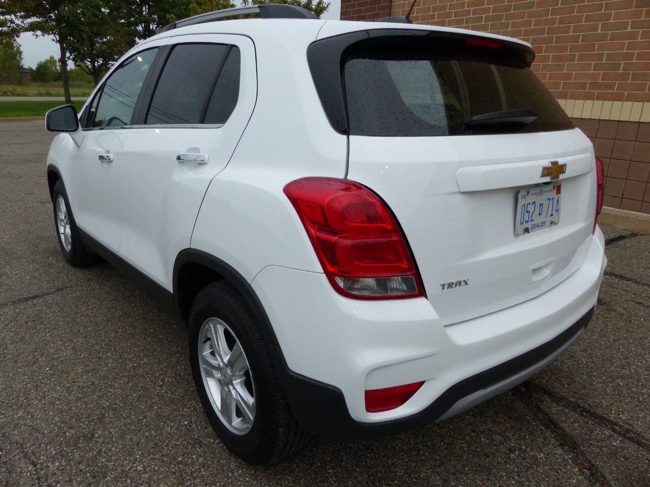 Used 2019 Chevrolet Trax LT w/ LT Convenience Package FWD image 6