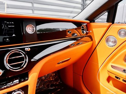 Used 2025 Rolls-Royce Spectre w/ Spectre Launch Package image 71