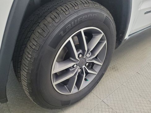 Used 2021 Jeep Grand Cherokee Limited AWD/4WD image 31