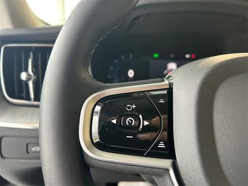 Certified 2025 Volvo XC60 B5 Plus image 12
