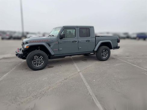 New 2026 Jeep Gladiator Mojave image 5