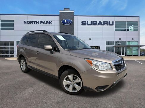 Used 2016 Subaru Forester 2.5i Premium AWD/4WD image 1