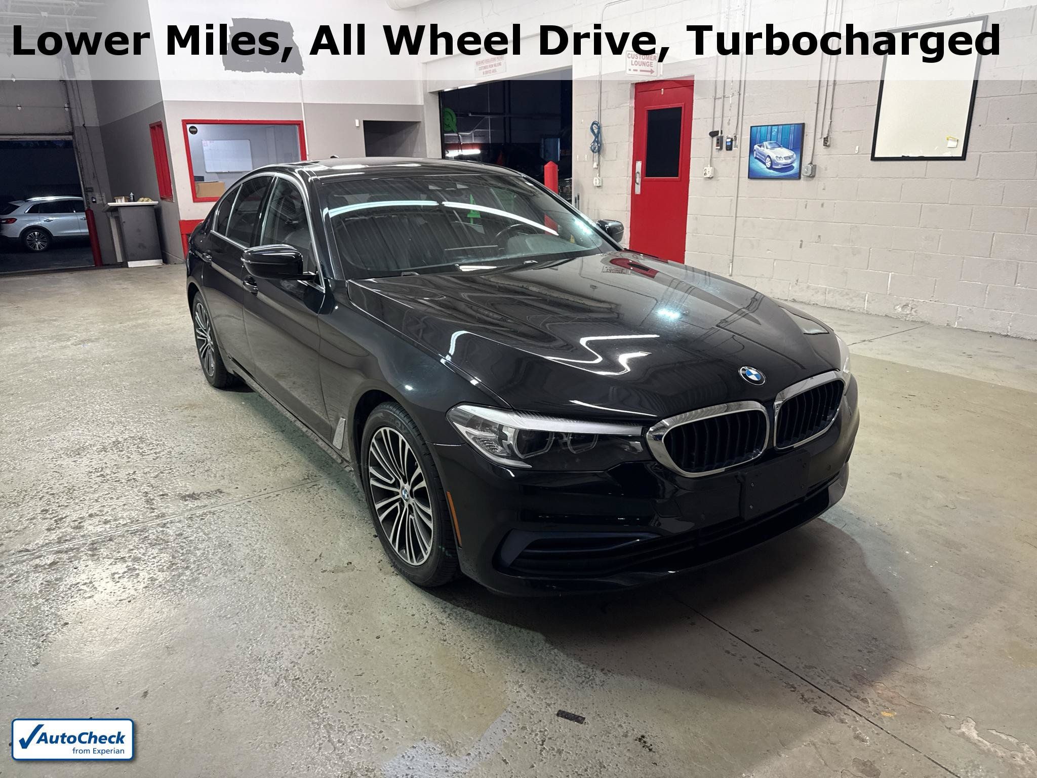 Used 2019 BMW 530i xDrive w/ Convenience Package AWD/4WD image 1