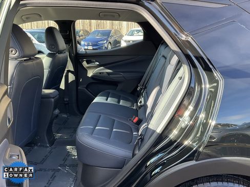 Used 2022 Chevrolet Bolt EUV LT w/ Convenience Package image 7