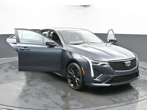 New 2025 Cadillac CT4 V w/ Super Cruise Package image 47
