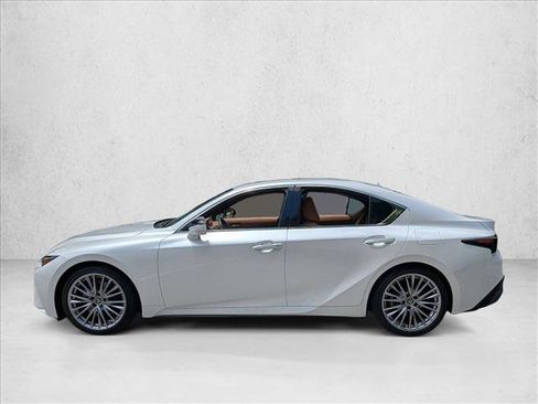 Certified 2023 Lexus IS 300 w/ Premium Package RWD image 5