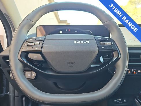Used 2025 Kia EV6 Light w/ Light LR Technology Package RWD image 19