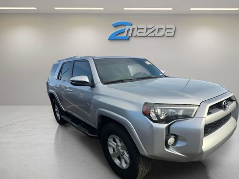 Used 2016 Toyota 4Runner SR5 Premium image 5