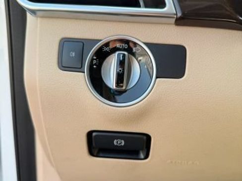 Used 2017 Mercedes-Benz GLE 350 4MATIC image 39